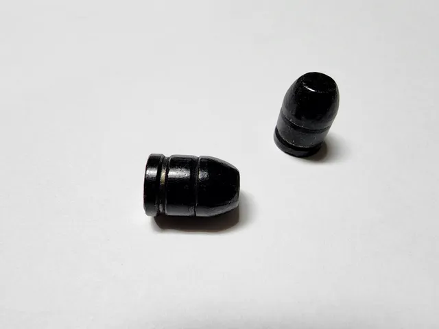 SNS Cast Bullets 45 LC 250 gr RNFP proiettili neri 500 pz