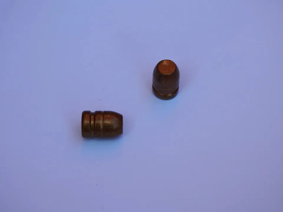 SNS Cast Bullets 38-40 180 gr FP palle rivestite rosse 1000 pz