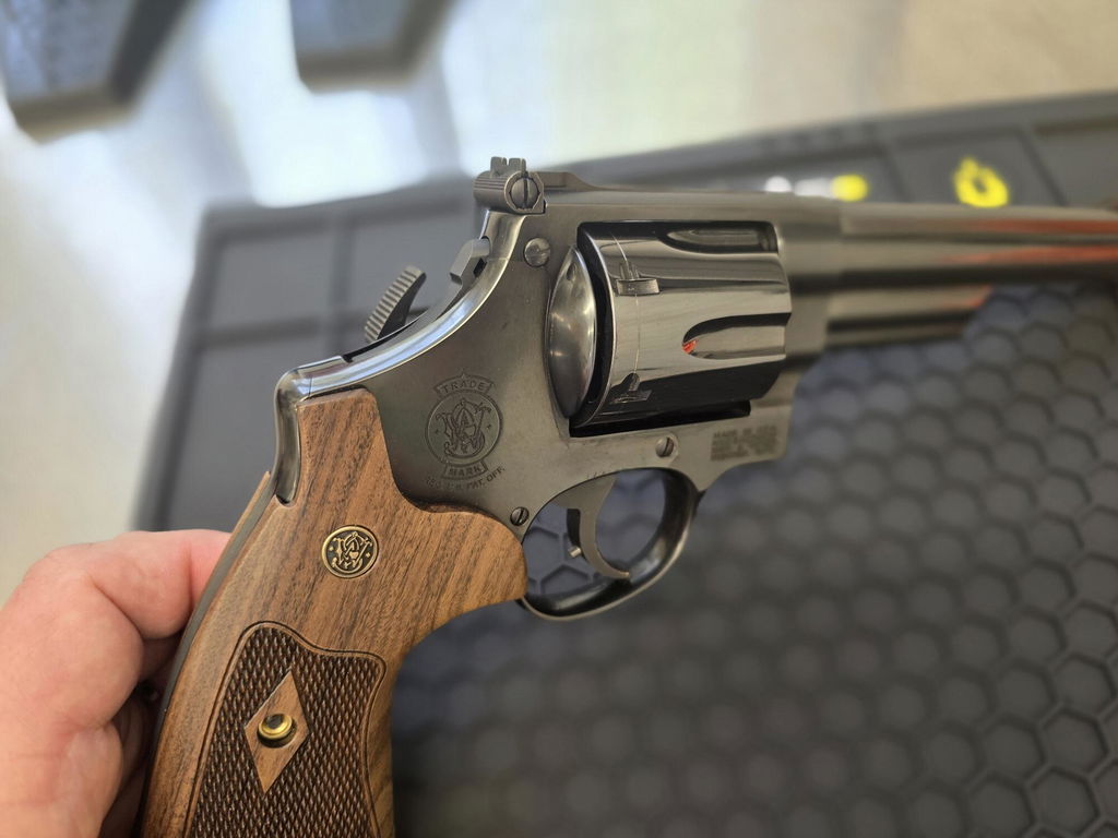 Smith & Wesson Model 29 Classic Dirty Harry 150145 Revolver 44 Magnum