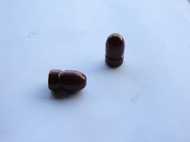 SNS Cast Bullets .40 S&W 200 Grain Round Nose palle rivestite 2300 pezzi