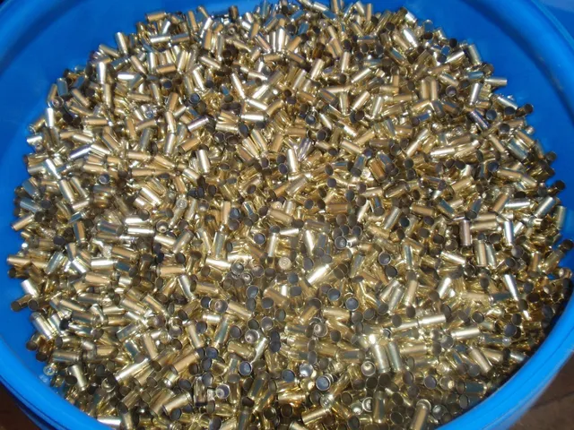 SNS Cast Bullets 40 S&W bossoli usati 2500 pz debulged