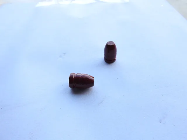 SNS Cast Bullets 38/357 130 gr RNFP palle rivestite rosse 500 pz